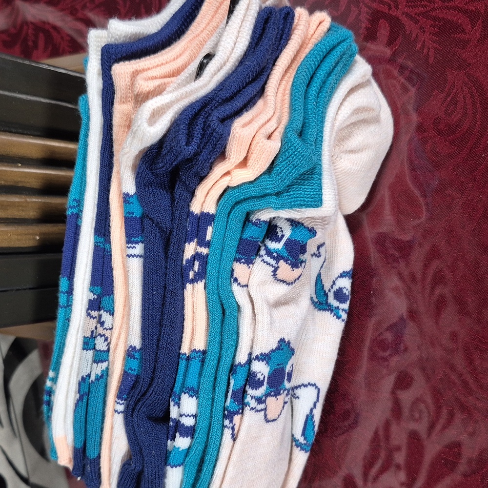 STITCH Socks - Picture 3 of 3